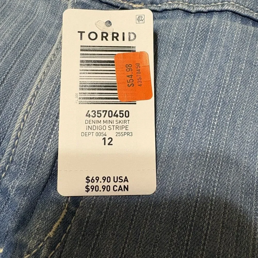 Torrid Women's denim mini skirt 5 pocket design size 12 NWT MSRP $69.90